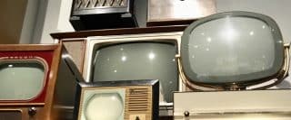4 anciennes télévisions